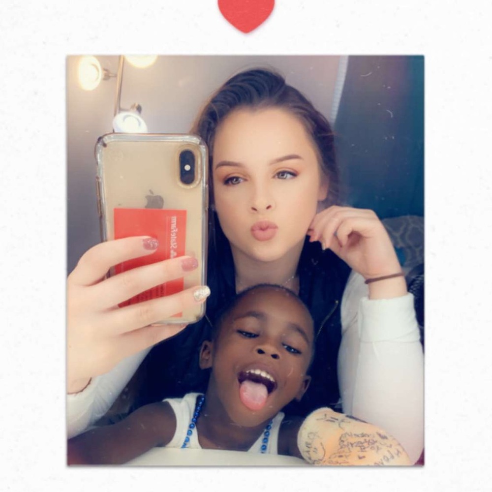 Meet your Posher, Christina